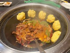 -哈尔滨烧烤·山河村铁锅炖(交大店)