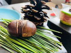 巧克力虾碎鹅蛋黄板栗酥-青岛遇见米兰(八大关店)