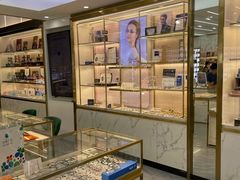 -世纪大明眼镜·林德伯格·蔡司官方授权店(武昌旗舰店)