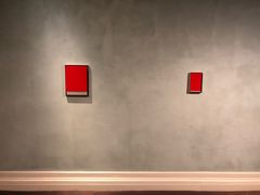 -Nathalie Djurberg与Hans Berg“牛皮纸包裹的月亮”-Prada荣宅当季展览