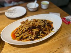 鱼香肉丝-小三峡食府(西五路店)