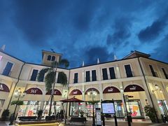 -佛罗伦萨小镇广佛名品奥特莱斯(疏港路店)