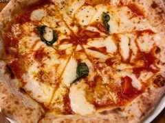 玛格丽塔基本披萨-La Tavernetta(Bar à Vin)(乌鲁木齐路店)