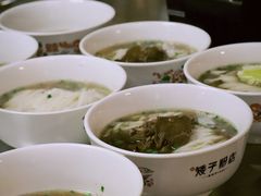 -矮子粉店1985·长沙米粉(湘春路店)