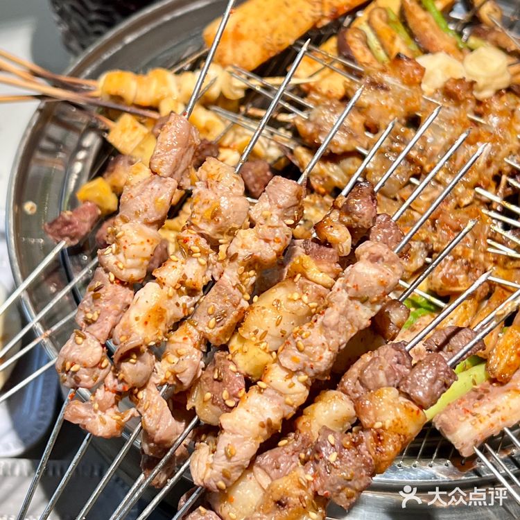 港东五街去了！坠好吃的牛蛙吃了！