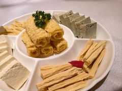 -薈通四海·海鲜火锅酒楼(国贸店)