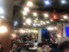 大堂-宝记烧烤·碳锅羊肉·羊蝎子火锅·夜食社(文体路创始店)