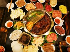鸳鸯锅底-叶记鲜鹅肠火锅城(聚丰锦绣盛世店)