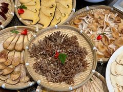 -皇城老妈·大连海鲜火锅(港湾店)