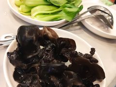 -月亮房·白斩鸡(娄山关路店)