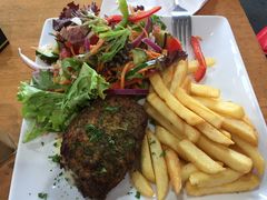 -12 Rocks Beach Bar Cafe