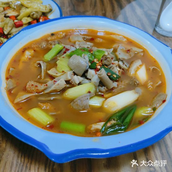 湾里牛杂馆(范家新村店)