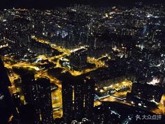 -OZONE 顶楼酒吧(香港丽思卡尔顿酒店)