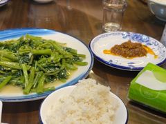 -缘来聚·徽菜名店(黄山宏村店)