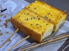-岩姐撸串儿·地摊老烧烤(漕宝路店)