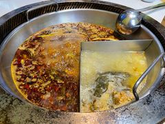 老成都麻辣红锅-吃城都·鱼蛙火锅(西玉龙街店)