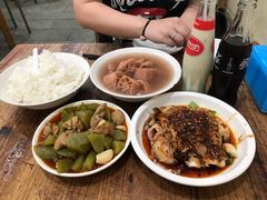 -雨田饭店(华兴东街店)