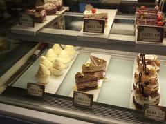 -马克西姆俄罗斯餐厅(通亚街店)