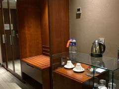 -上海浦东假日酒店