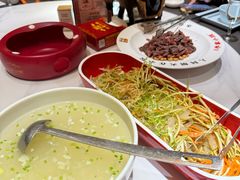 -乔家小院•非遗驴肉•本地小海鲜(滨河路店)