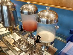 -武汉五月花大酒店(武昌火车站中南路地铁站店)