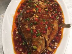 武昌鱼-亢龙太子酒轩(东湖店)