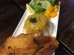 龙利鱼排配咖喱饭-MIKAKU(万达广场上海宝山店)