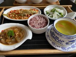 -明宇集团·积木枝芽母婴健康管理中心(天府店)