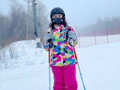 -亚布力新体委滑雪场