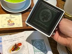 -秘密旅行Bonjour(黑金冠 江南西店)