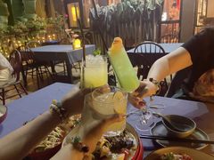 -拾光音乐餐酒吧(告庄星光夜市店)