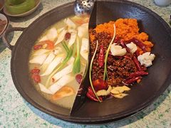 -鸿姐老火锅(疁城新天地店)