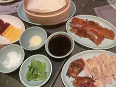 老式果木烤鸭-西安凯悦酒店·湖畔中餐厅