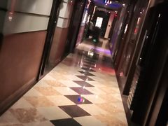 -好乐迪(张扬路八佰伴店)