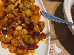 -渝信川菜 · 川味家常菜(财富购物中心店)