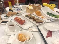 -深圳君逸国际酒店(龙岗横岗塘坑地铁站店)