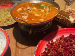 -先启半步颠小酒馆(白麓里店)
