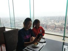 -荣誉国际酒店-云顶旋转餐厅