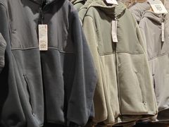 -优衣库(上海虹口龙之梦店)