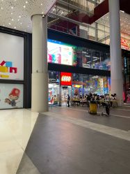-乐高品牌旗舰店(人民广场店)