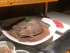-海底捞火锅鲜切牛肉主题店(长寿路店)