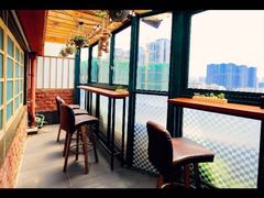 -里堂派对·独栋团建聚会小院轰趴馆(三圣乡店)