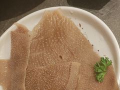 -牛YO寿喜烧·铁板烧和牛火锅自助(市府恒隆店)