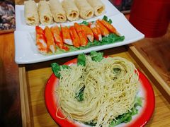 港式生面-小龍鳳·港式海鲜打边炉(沙湖路店)