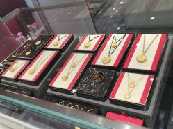 -潮宏基(万象城店)