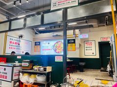 -晓彭肥肠鸡·泡椒鸡火锅(水木天地店)