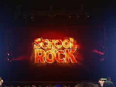 -交通银行前滩31演艺中心