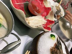 -红鼎豆捞·非遗鲍皇汤火锅(宝丰路店)