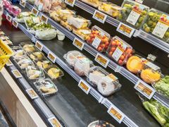 -三只松鼠生活馆(芜湖弋江金鹰店)