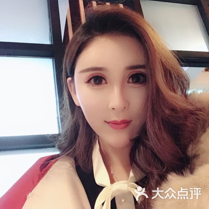 伪妆化妆造型